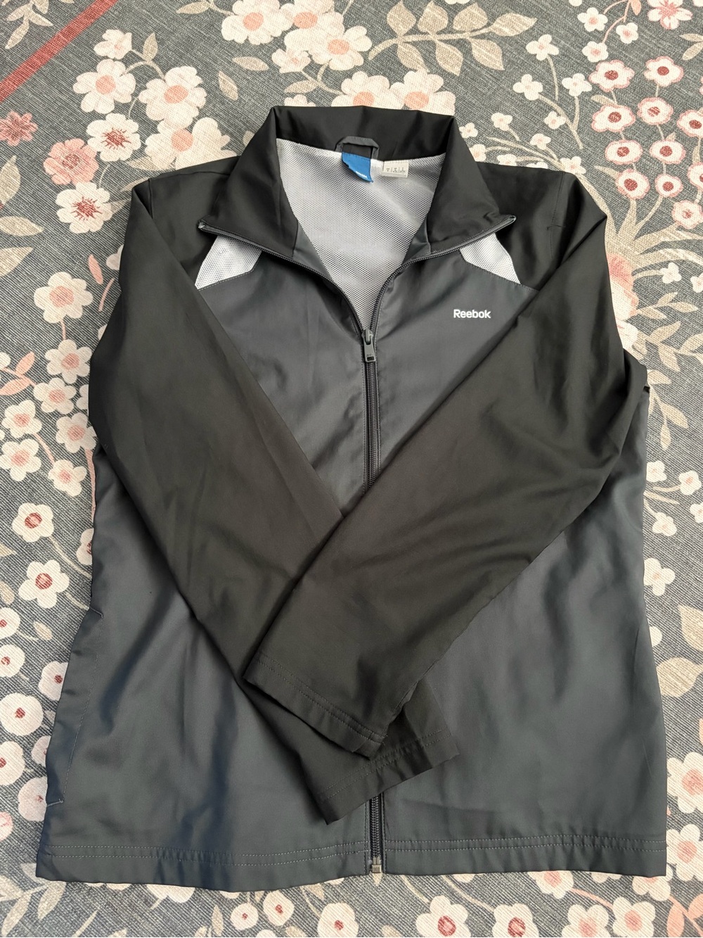 Reebok Men's Black & Gray Performance Zip Jacket